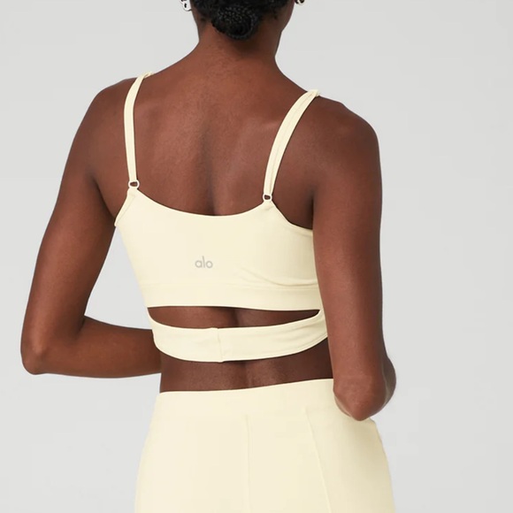 Alo Airbrush Enso Bra in French Vanilla - Picture 3 of 6